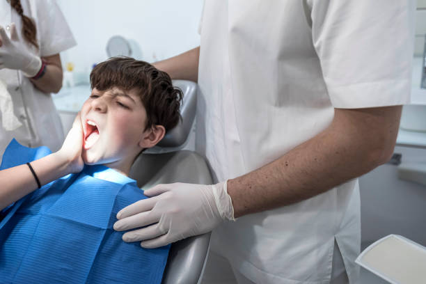 Best Emergency Tooth Extraction  in Lacoochee, FL